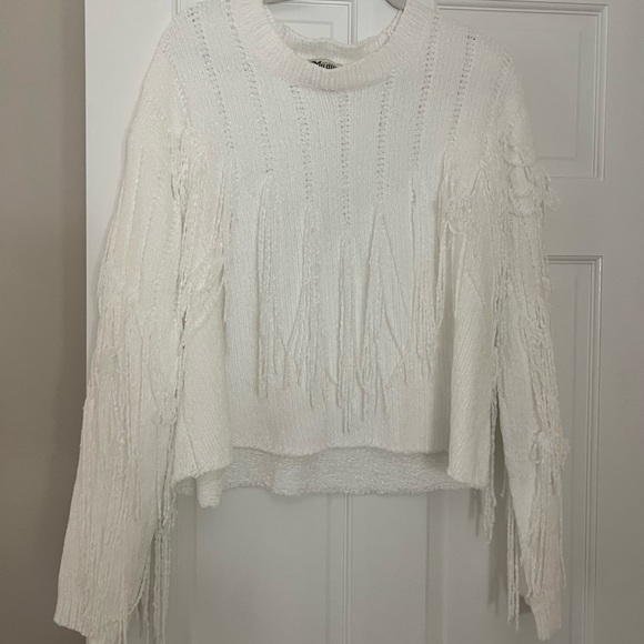 Show me ur mumu fringe sweater - Picture 1 of 4